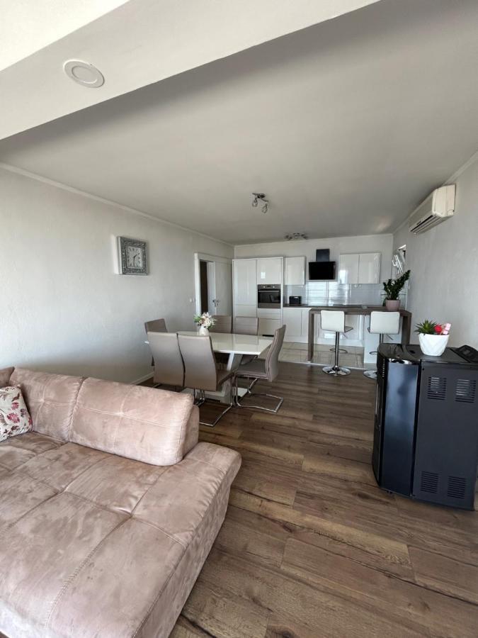 Apartmani Tomas 투체피 외부 사진