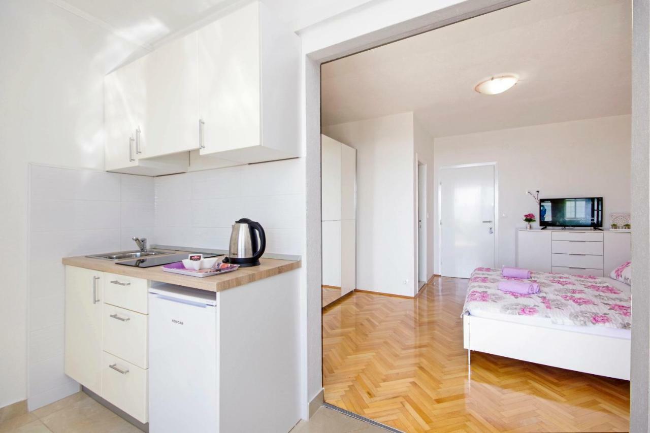 Apartmani Tomas 투체피 외부 사진